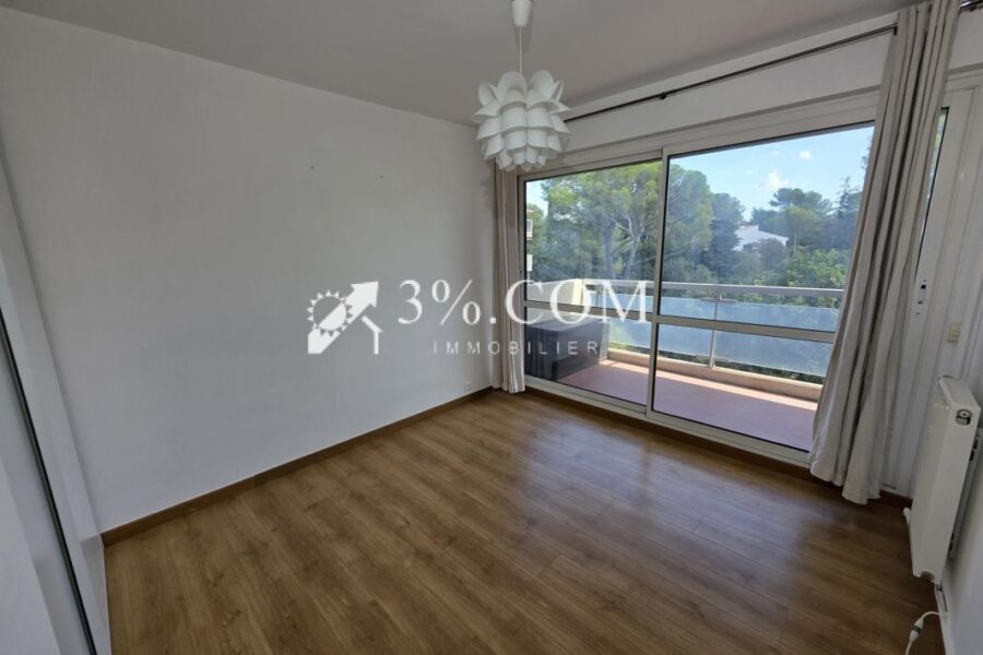 Appartement à vendre à Saint-Raphaël — Vue parc & jardin — photo 6