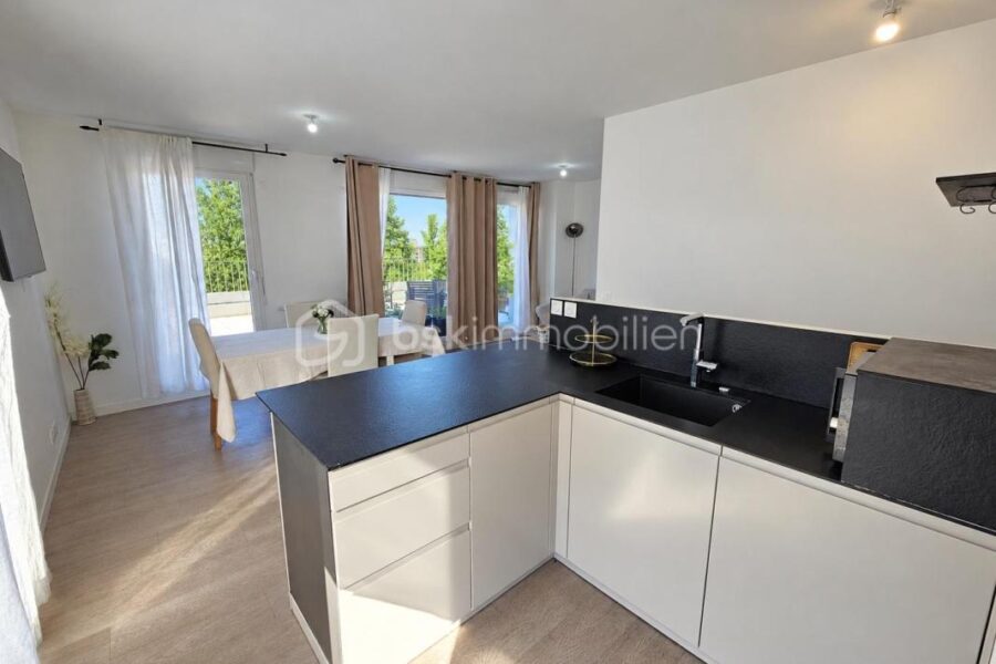 Appartement à vendre à Bobigny — Vue fleuve — photo 6