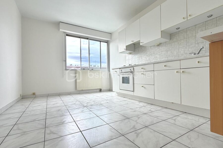 Appartement à vendre à Dijon — Vue sur la ville — photo 6