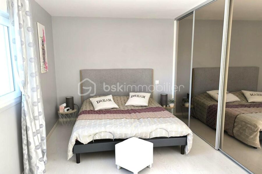 Maison à vendre à Port-en-Bessin-Huppain — Vue mer — photo 8