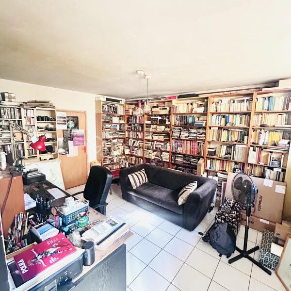 Maison à vendre à Arles — Vue sur la ville — photo 6