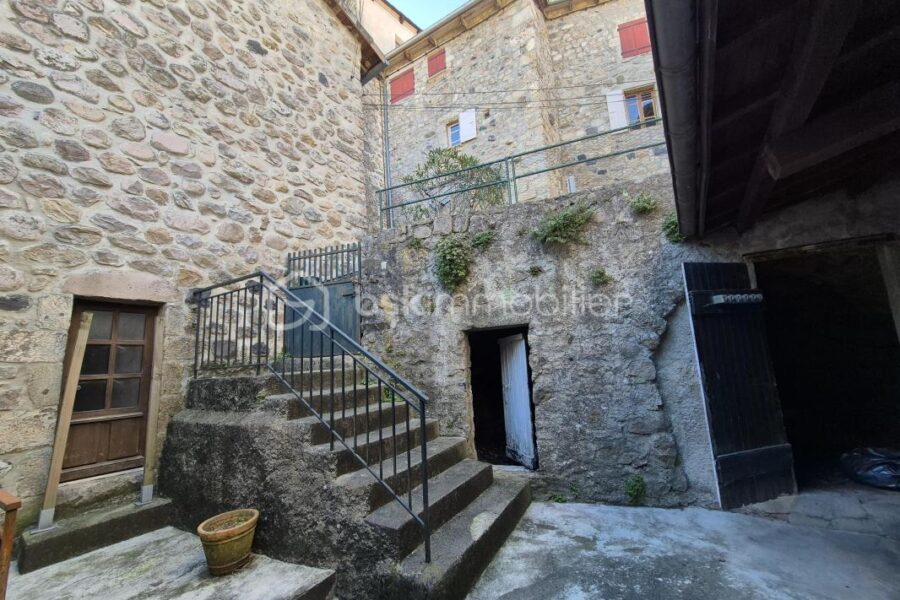 Maison à vendre à Antraigues-sur-Volane — Vue nature — photo 6