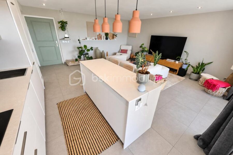 Appartement à vendre à Nice — Vue sur la ville — photo 6