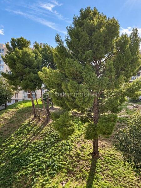 Appartement à vendre à Marseille 10e arrondissement — Vue sur la ville — photo 6
