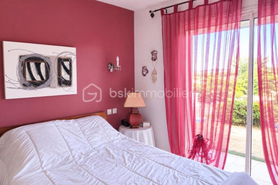 Maison à vendre à Balaruc-les-Bains — Vue parc & jardin — photo 6