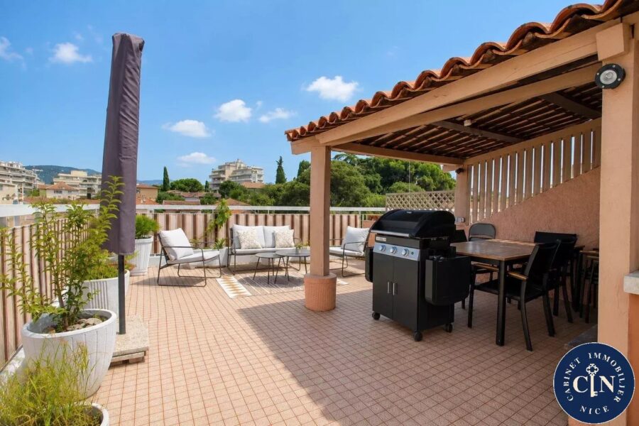 Appartement à vendre à Nice — Vue montagne — photo 3