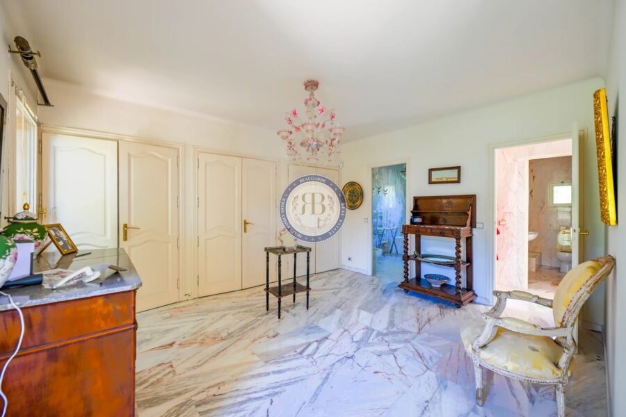 Maison à vendre à Vallauris — Vue mer — photo 21