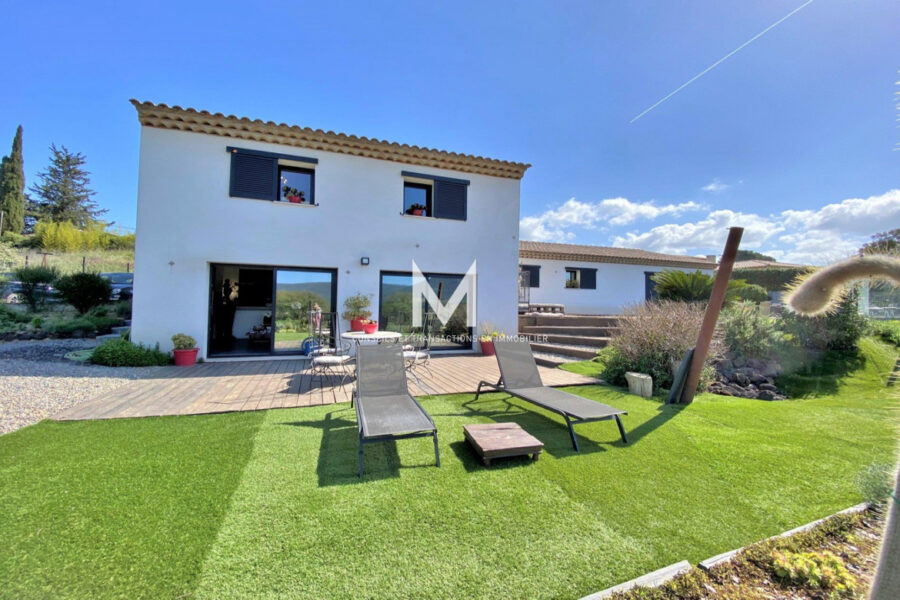 Maison à vendre à Le Plan-de-la-Tour — Vue vignes — photo 3