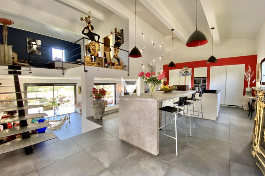 Maison à vendre à Le Plan-de-la-Tour — Vue vignes — photo 4
