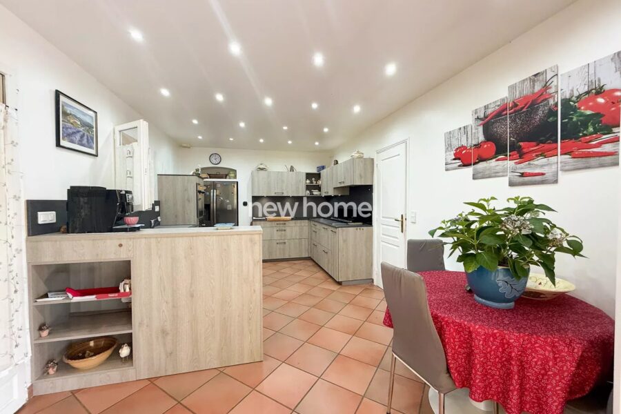 Maison à vendre à Lorgues — Vue parc & jardin — photo 14