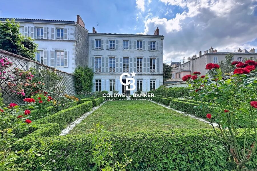 Maison à vendre à La Rochelle — Vue parc & jardin — photo 3