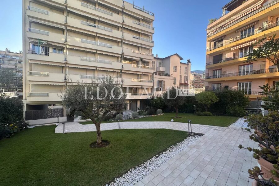 Appartement à vendre à Menton — Vue parc & jardin — photo 9