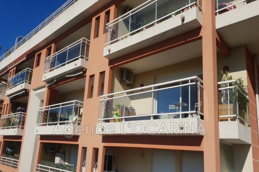 Appartement à vendre à Grasse — Vue montagne — photo 2