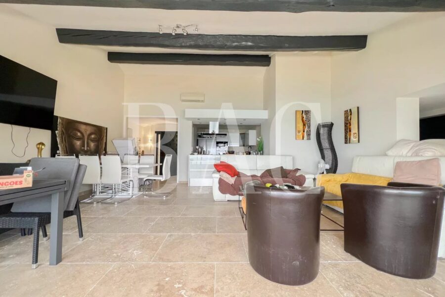 Maison à vendre à Sainte-Maxime — Vue mer — photo 10