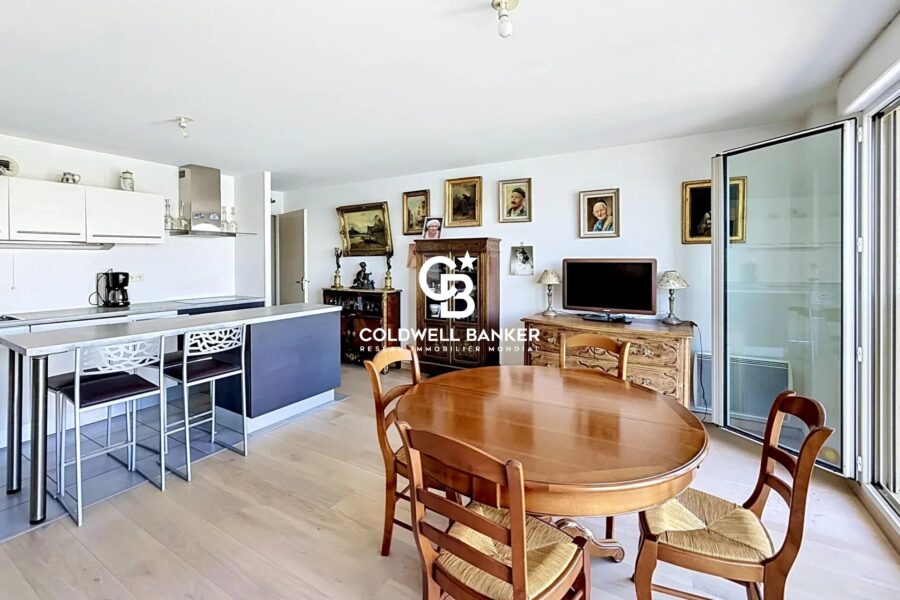 Appartement à vendre à Les Sables-d&rsquo;Olonne — Vue marina & port — photo 2
