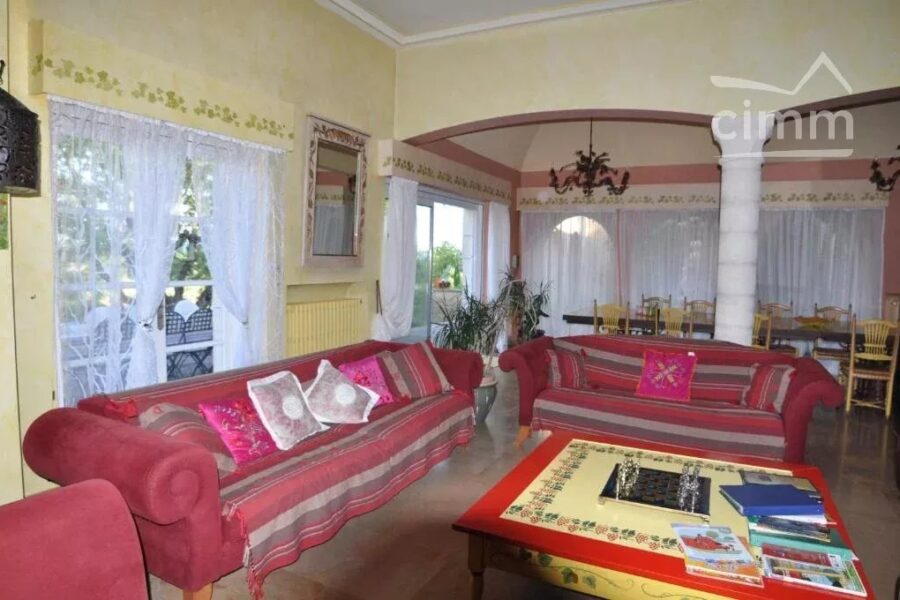 Maison à vendre à Saint-Sauveur-de-Cruzières — Vue montagne — photo 14