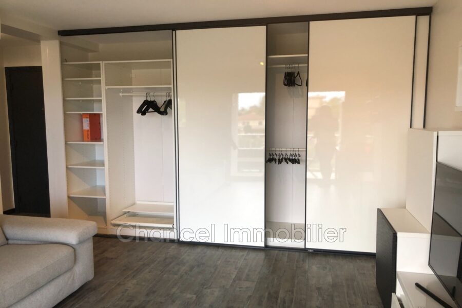 Appartement à louer à Antibes — Vue mer — photo 5