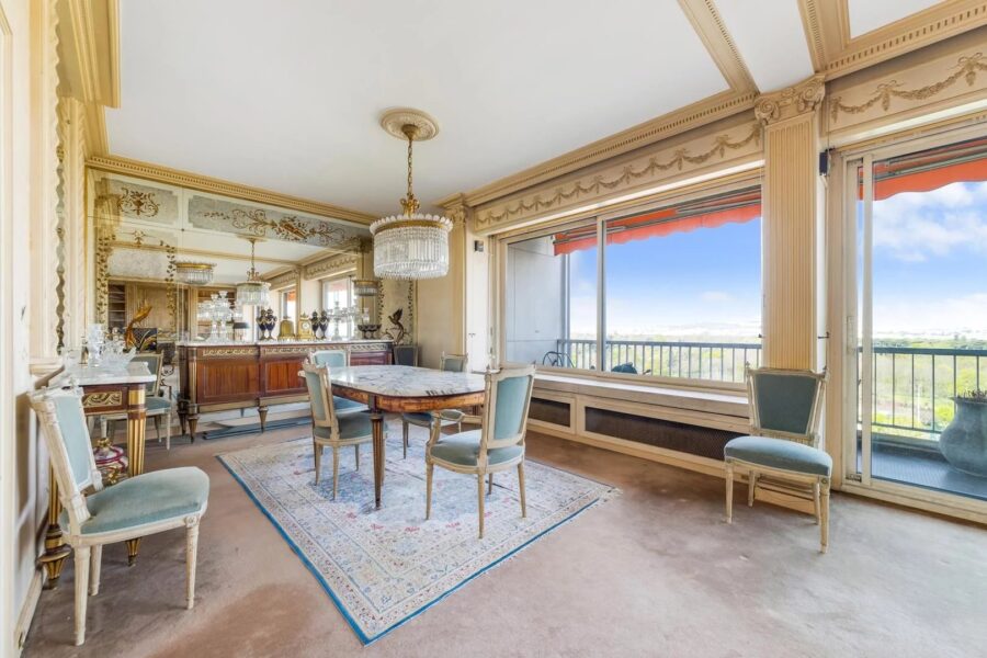 Appartement à vendre à Paris 16e arrondissement — Vue sur la ville — photo 2