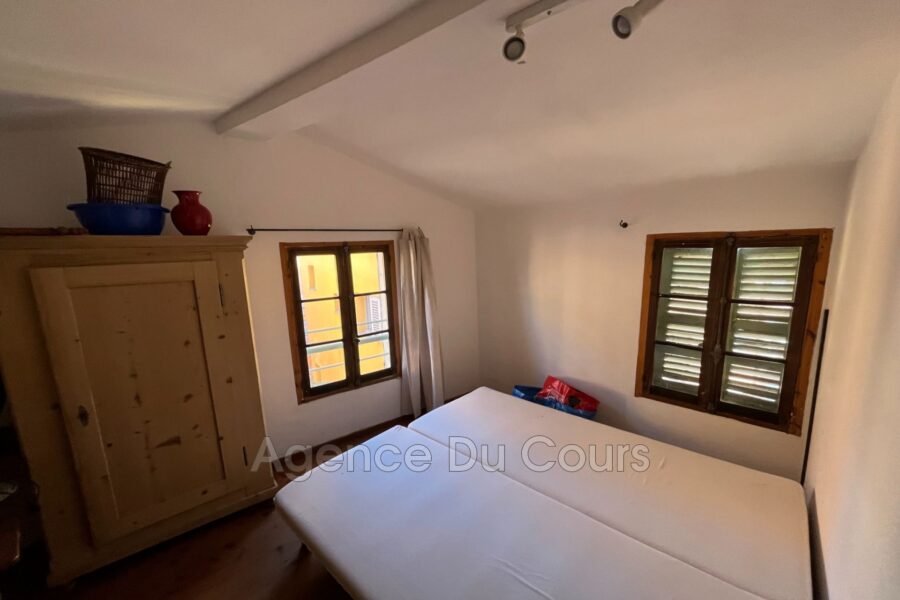 Appartement à vendre à Grasse — Vue sur la ville — photo 8