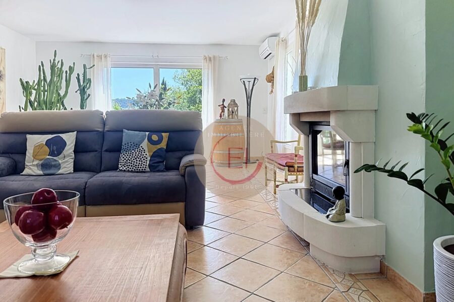 Maison à vendre à Les Adrets-de-l&rsquo;Estérel — Vue montagne — photo 16