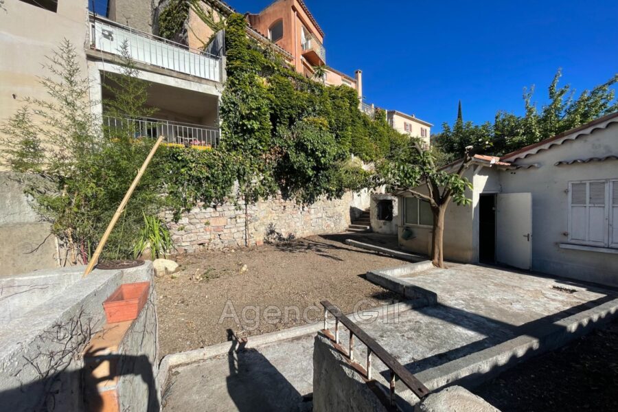Maison à vendre à Hyères — Vue sur la ville — photo 2