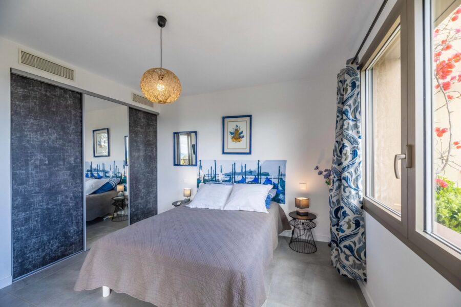 Maison en location vacances à Zonza — Vue mer — photo 26