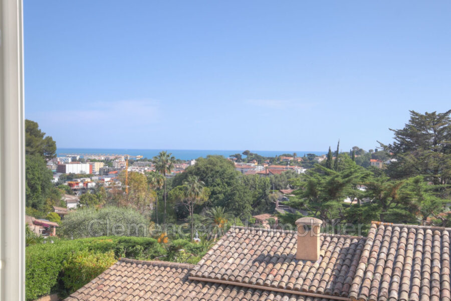 Maison à vendre à Cagnes-sur-Mer — Vue mer — photo 1
