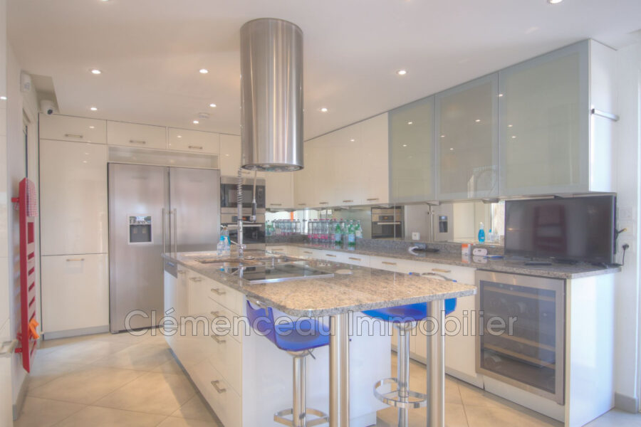 Maison à vendre à Cagnes-sur-Mer — Vue mer — photo 4