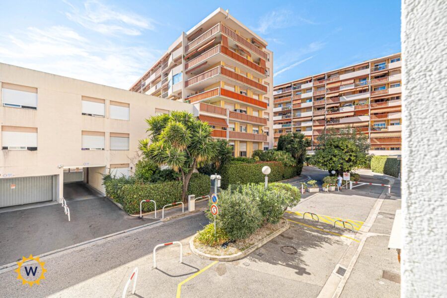 Appartement à vendre à Nice — Vue sur la ville — photo 8