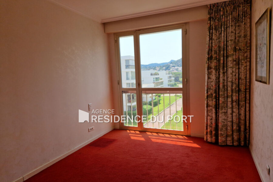Appartement à vendre à Mandelieu-la-Napoule — Vue mer — photo 9