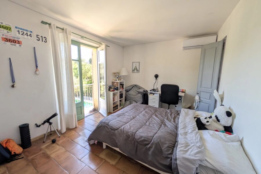 Maison à vendre à Roquefort-les-Pins — Vue nature — photo 19