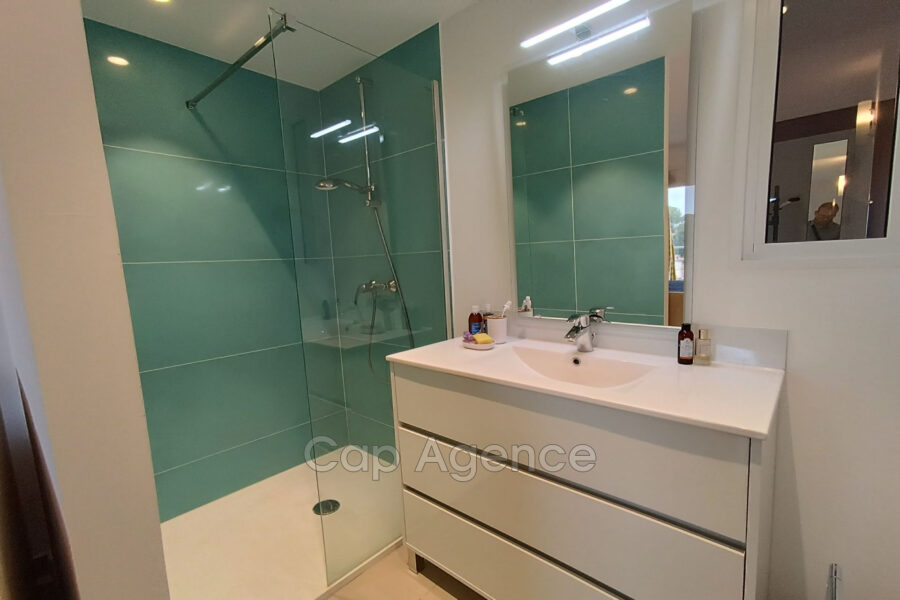 Appartement à vendre à Juan-les-Pins — Vue mer — photo 6