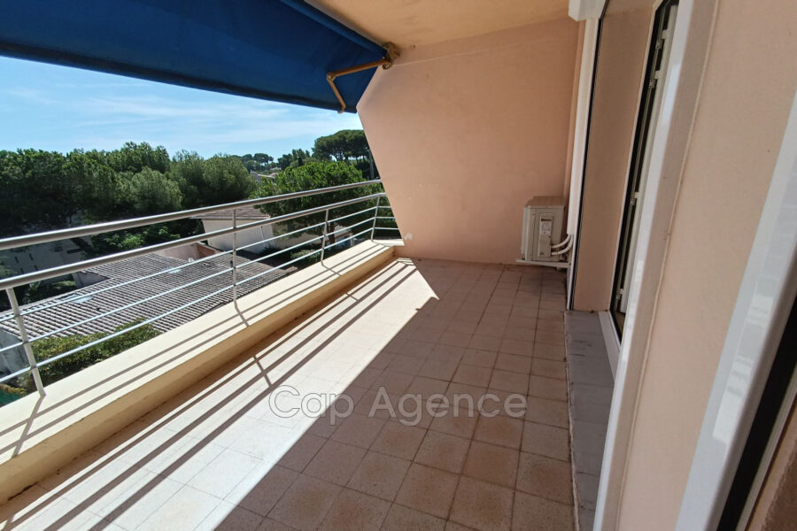 Appartement à vendre à Antibes — Vue mer — photo 2