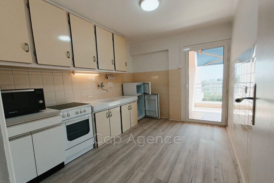 Appartement à vendre à Antibes — Vue mer — photo 4