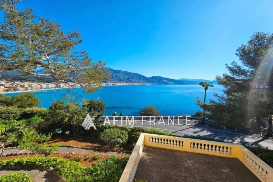Appartement à louer à Roquebrune-Cap-Martin — Vue mer — photo 1