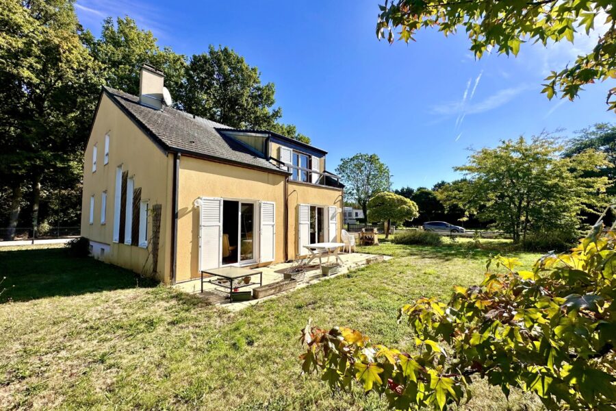Maison à vendre à Cesson — Vue sur la ville — photo 15