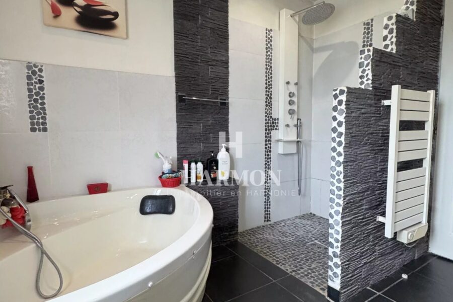 Maison à vendre à Argagnon — Vue montagne — photo 31