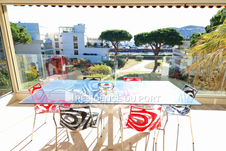 Appartement à vendre à Mandelieu-la-Napoule — Vue marina & port — photo 3