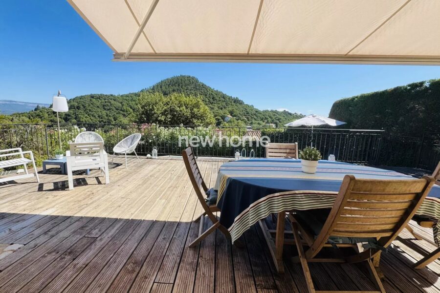 Appartement à vendre à Les Adrets-de-l&rsquo;Estérel — Vue montagne — photo 3