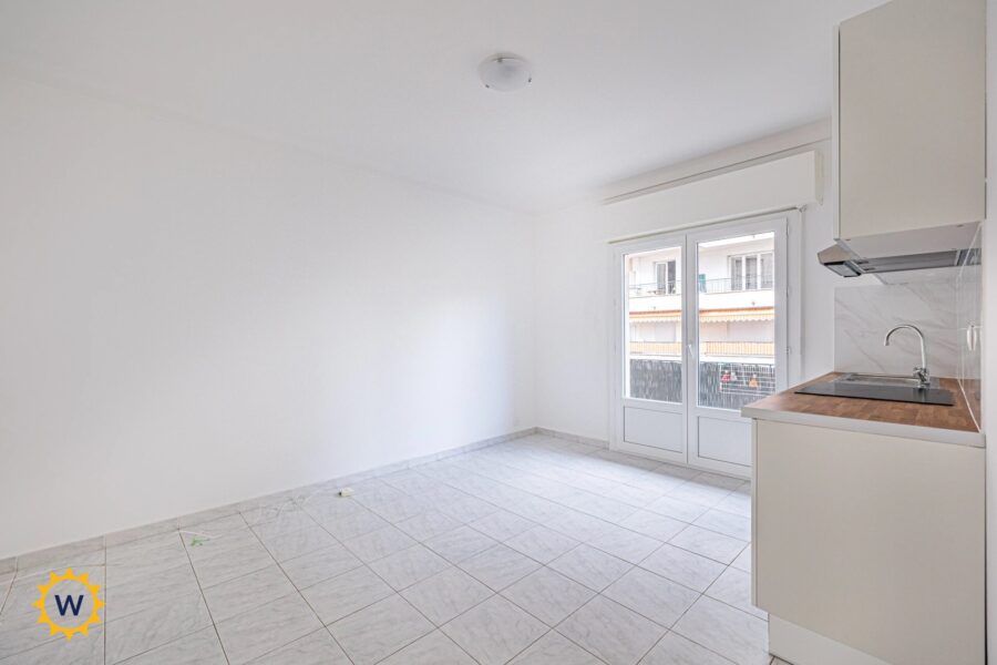 Appartement à louer à Nice — Vue sur la ville — photo 2