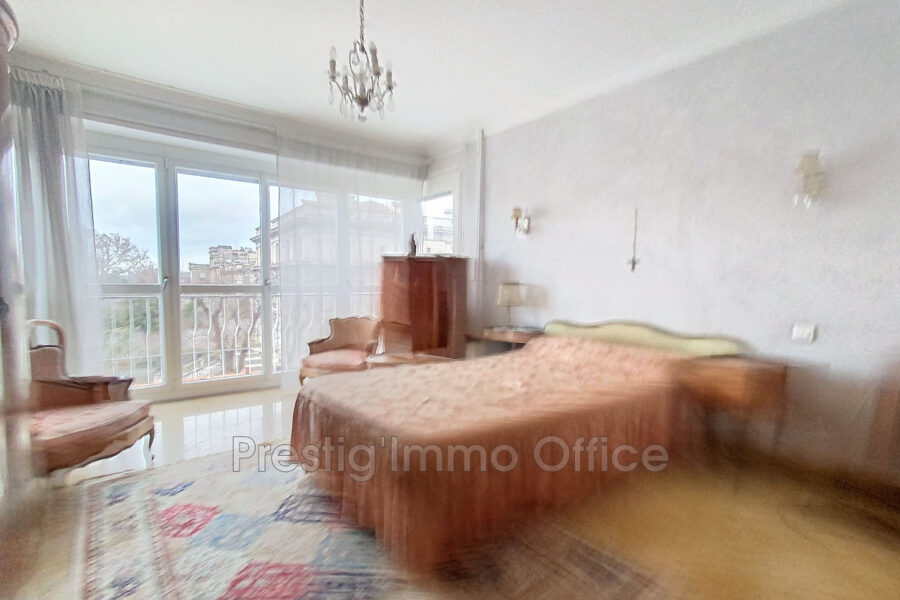 Appartement à vendre à Avignon — Vue parc & jardin — photo 4
