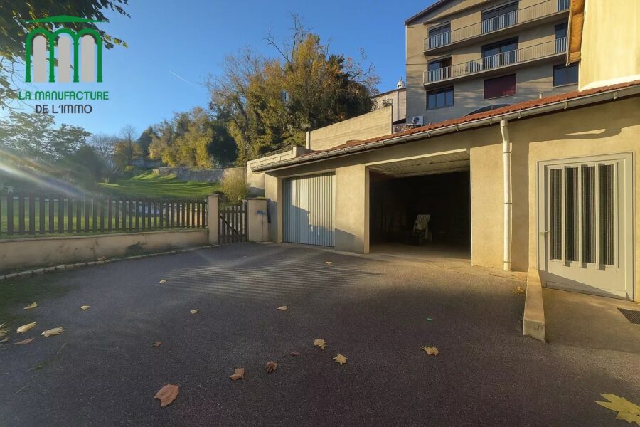 Maison à vendre à Saint-Étienne — Vue parc & jardin — photo 20