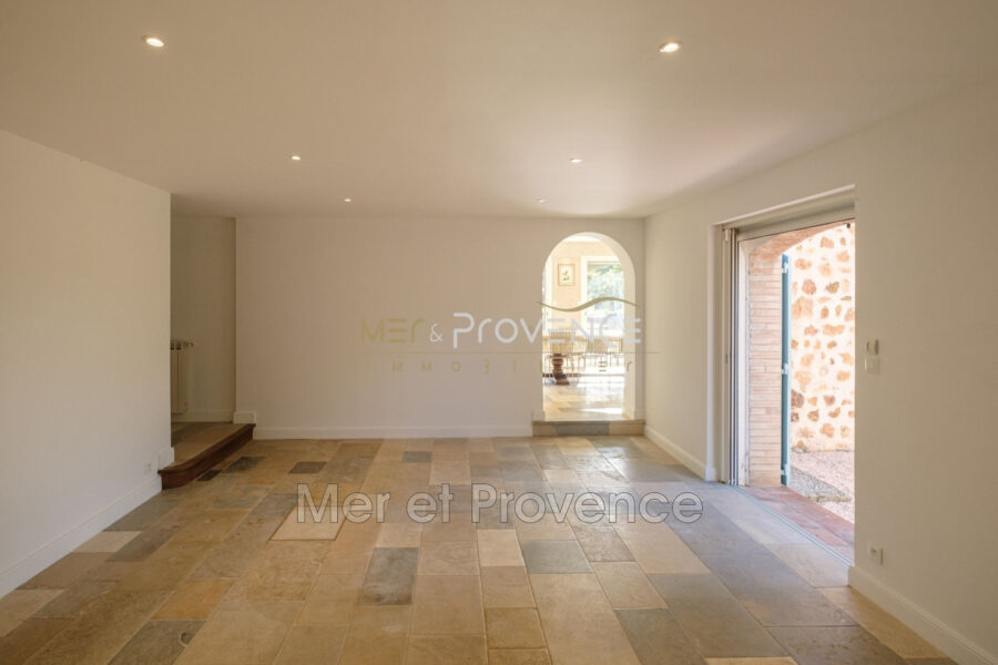 Maison à vendre à Les Arcs — Vue parc & jardin — photo 11