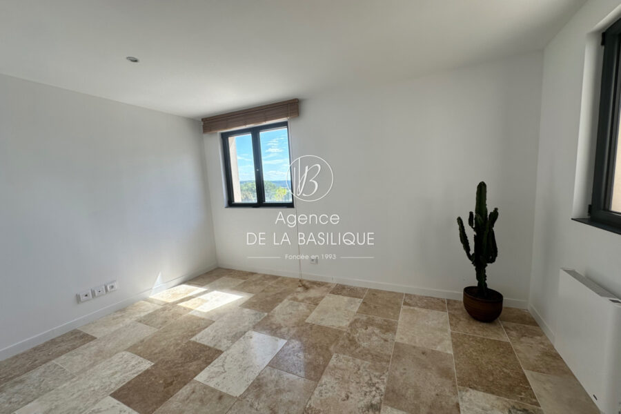 Maison à vendre à Montfort-sur-Argens — Vue nature — photo 9
