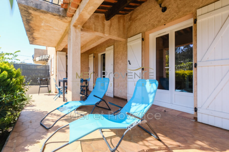 Appartement à vendre à Les Issambres — Vue parc & jardin — photo 3