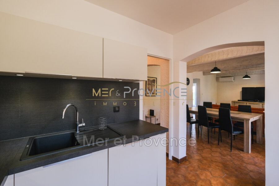 Appartement à vendre à Les Issambres — Vue parc & jardin — photo 7