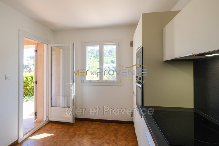 Appartement à vendre à Les Issambres — Vue parc & jardin — photo 9