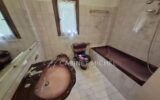 Maison à vendre à Roquefort-les-Pins — Vue parc & jardin — photo 15