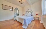Maison à vendre à La Londe-les-Maures — Vue parc & jardin — photo 5