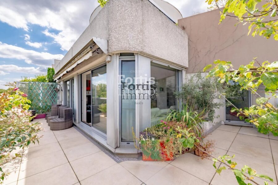 Appartement à vendre à Paris 14e arrondissement — Vue sur la ville — photo 24